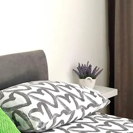 Aurora Apartment